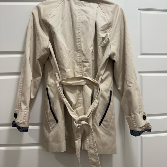 Coach Beige Women’s Trench Coat with Black Trim - Picture 2 of 5